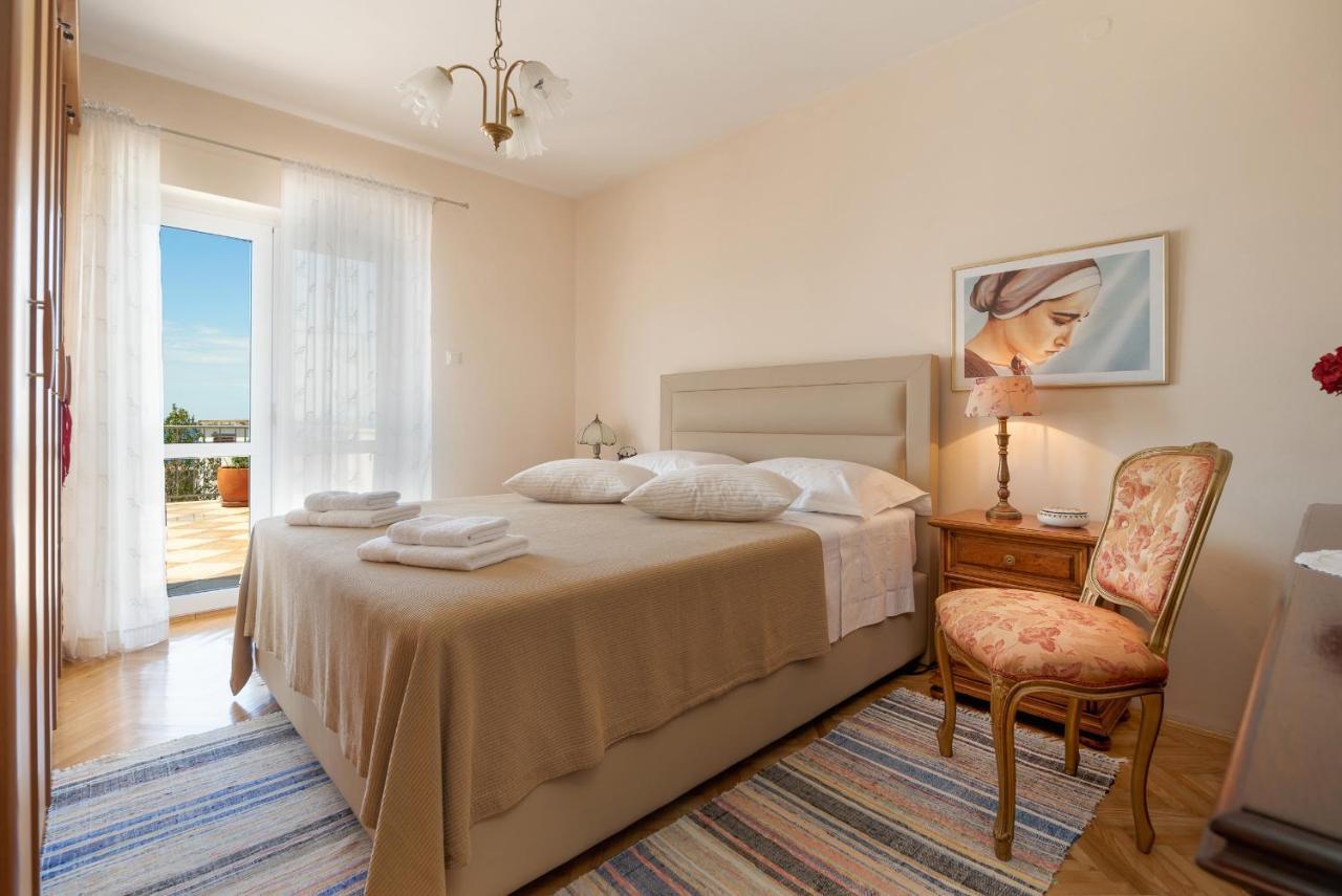 Idis Luxury Apartment Подстрана Экстерьер фото